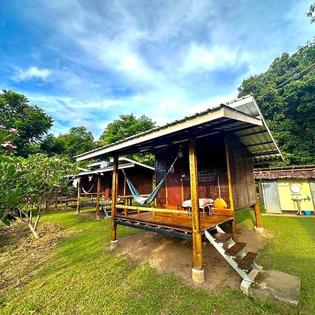 Hotel Twin Hut Pai Exterior foto