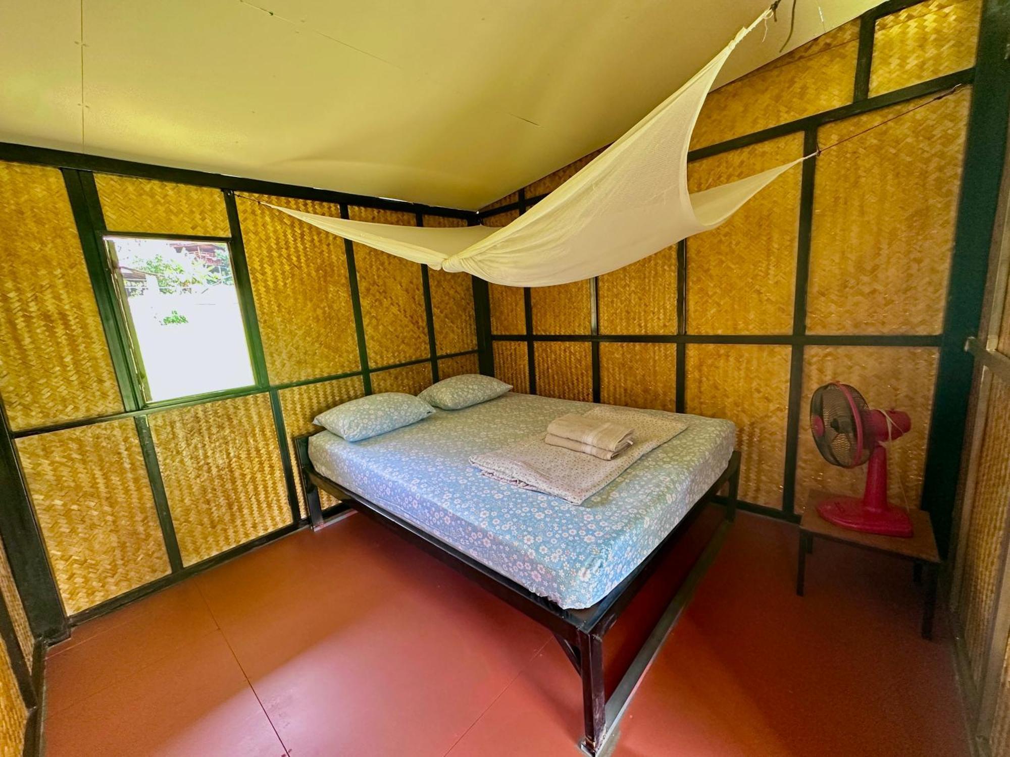 Hotel Twin Hut Pai Exterior foto