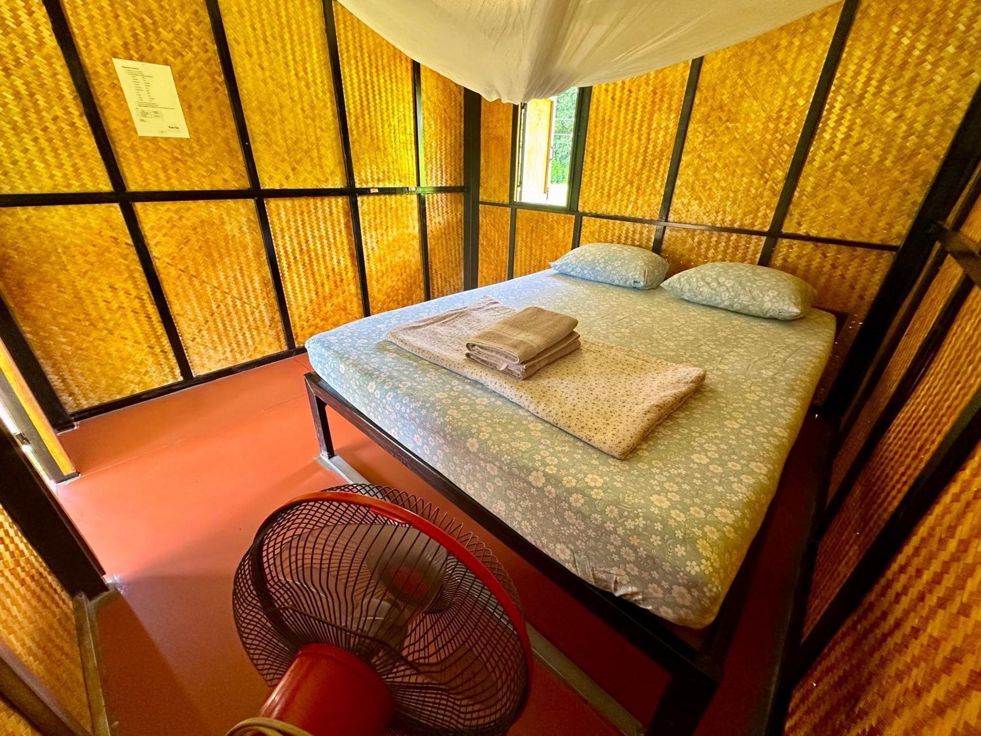 Hotel Twin Hut Pai Exterior foto