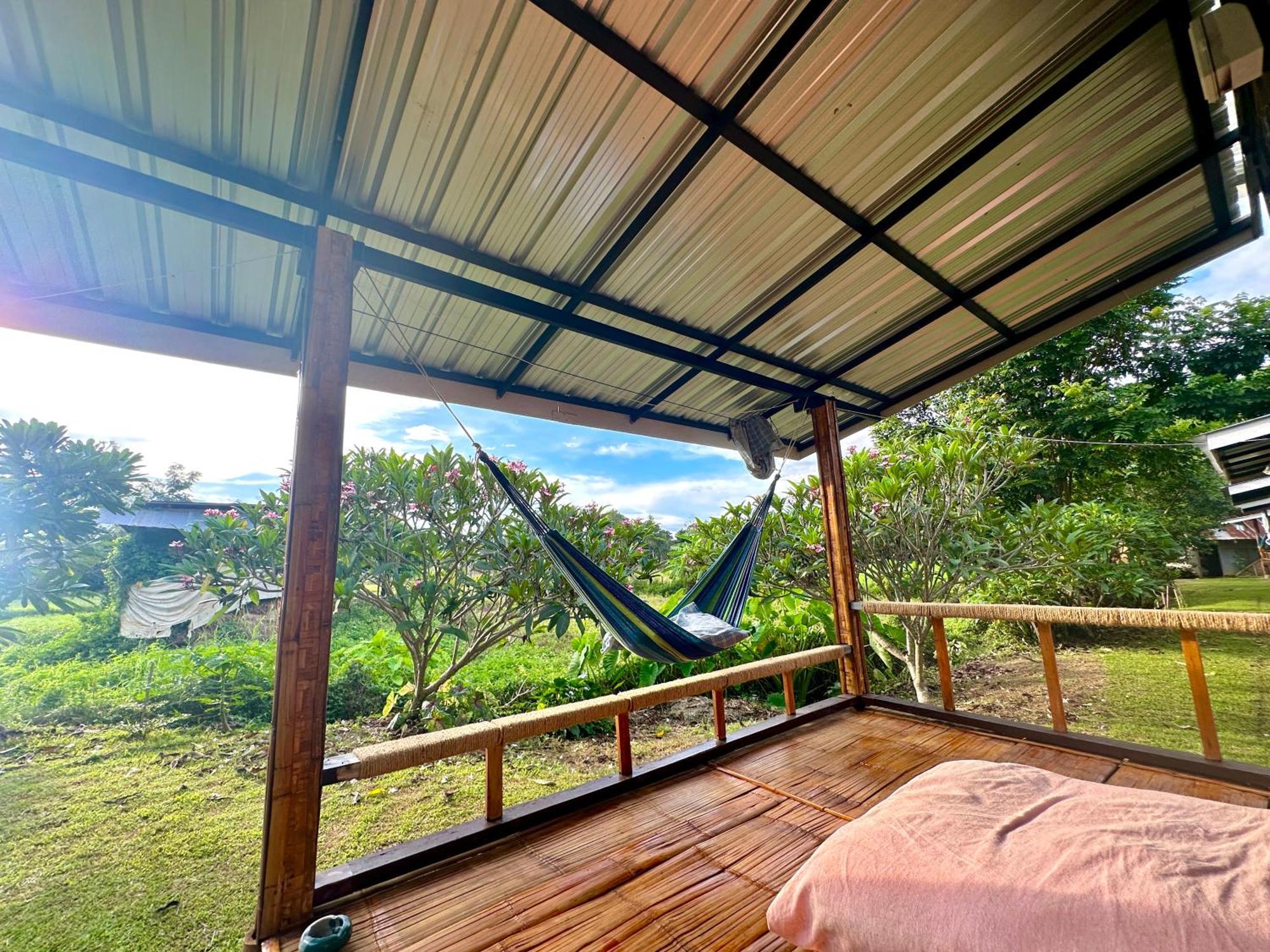 Hotel Twin Hut Pai Exterior foto